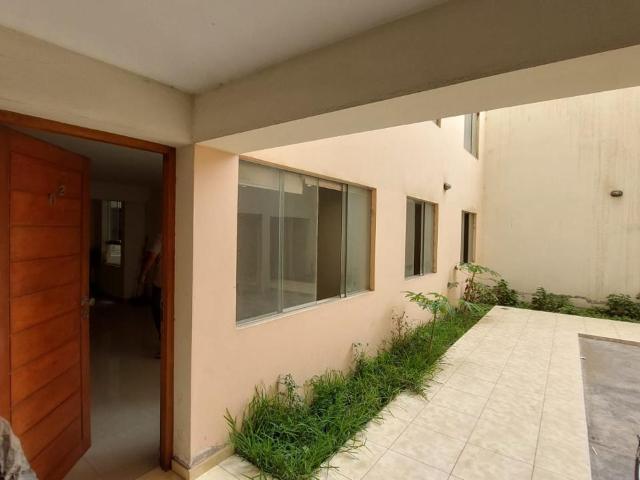 Vendo Lindo Departamento Flat Avenida Metropolitana 2, Piso 1, Trujillo