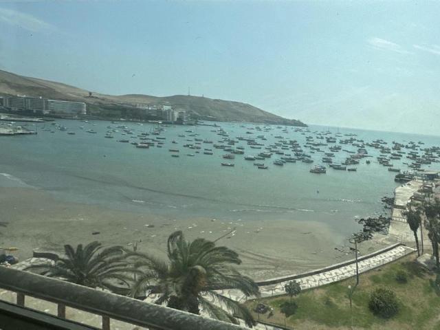Vendo Lindo Departamento Flat Frente a Mar en el Malecon de Ancon, Piso 9, Ancon