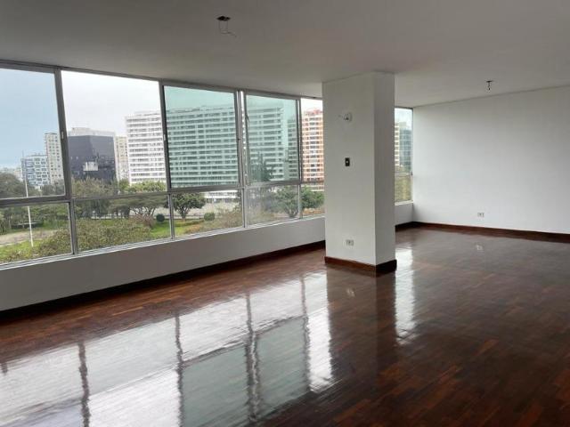 Vendo Lindo Dpto. con vista a Parque, en Av Benavides 9, Miraflores