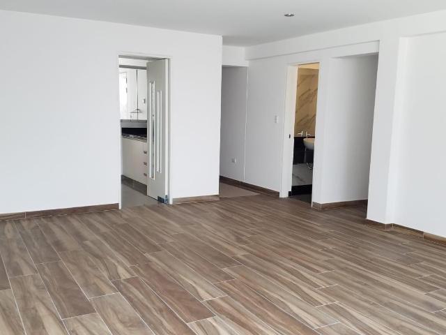 Vendo Lindo Dpto Flat en Estreno en Calle Las Azucenas, Urb Valle Hermoso, Surco