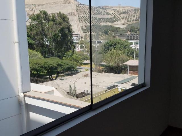 Vendo Lindo Dpto Flat en Estreno en Calle Las Azucenas, Urb Valle Hermoso, Surco