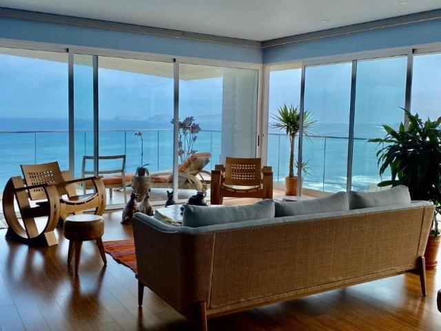 Vendo Lindo Dpto Flat Frente a Mar Calle Malecon Cisneros 14, Piso11, Miraflores