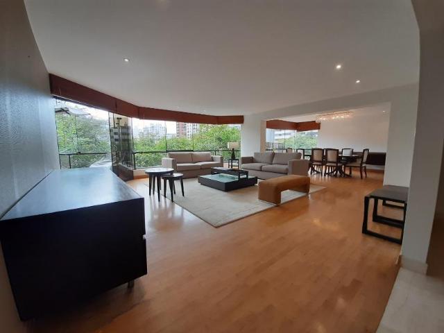 Vendo Lindo Dpto. Frente al Golf en calle Pezet 1, Urb. San Gabriel, San isidro