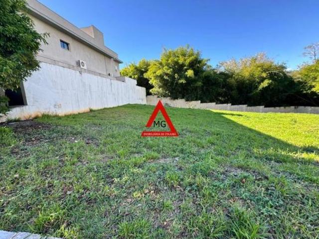 VENDO LOTE NO CONDOMÍNIO ARAUCÁRIA NO BAIRRO PINHEIRINHO EM ITAJUBÁ/MG