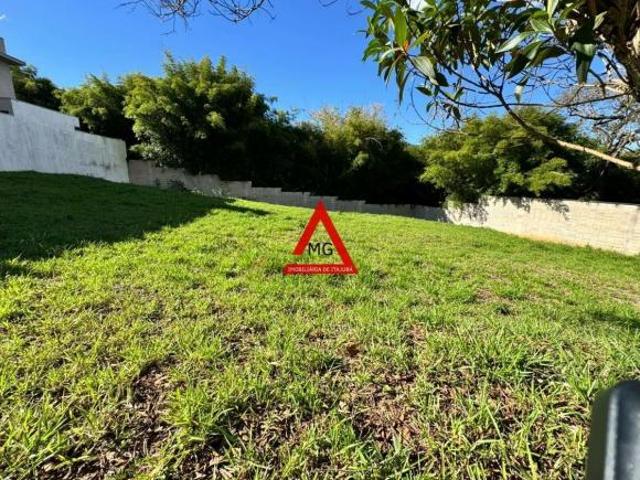 VENDO LOTE NO CONDOMÍNIO ARAUCÁRIA NO BAIRRO PINHEIRINHO EM ITAJUBÁ/MG