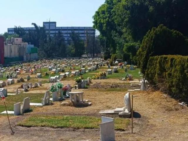 VENDO LOTE DE PANTEON PERPETUIDAD EN JARDINES DEL RECUERDO, TLALNEPANTLA EDO. DE MEX