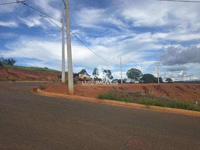 Vendo Lote Esquina Avenida 354,63m² Parque Santo Antônio