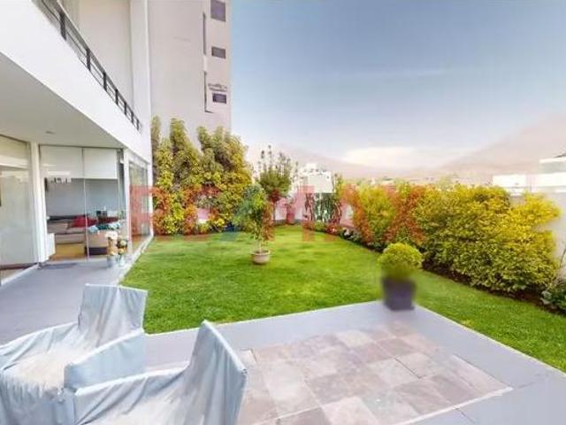 Vendo Lujoso Y Amplio Dúplex En Zona Exclusiva De Cayma
