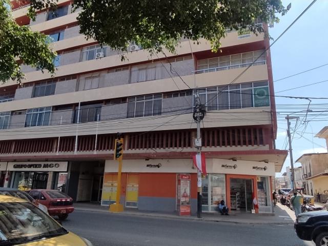 VENDO O ALQUILO AV. SANCHEZ CERRO