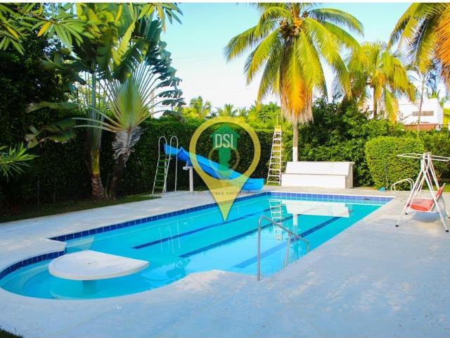 VENDO O ARRIENDO CASA QUINTA CON PISCINA EN CONDOMINIO RICAURTE