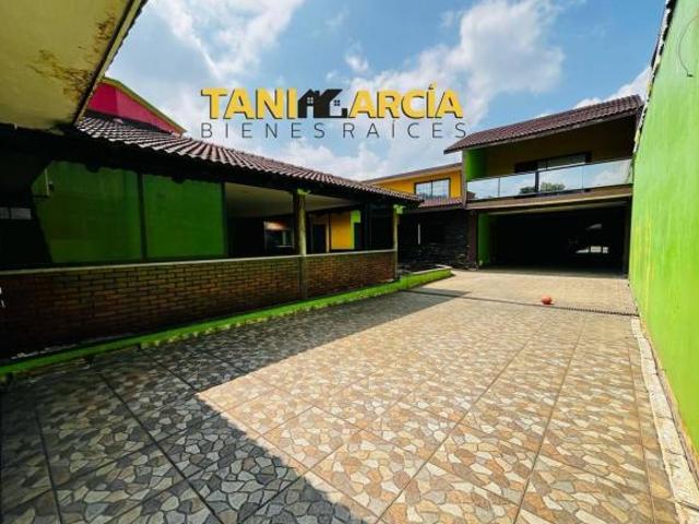 Vendo Propiedad completamente bardeada, junto a San Nicolas en Córdoba