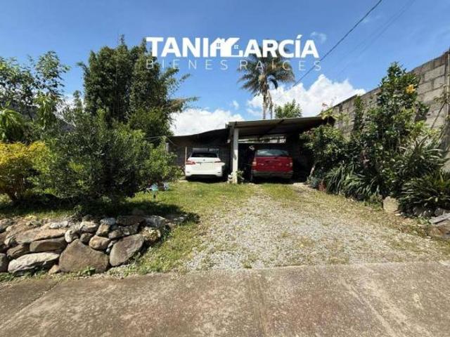 Vendo Propiedad plana en Coscomatepec en la comunidad de Xalatlaco