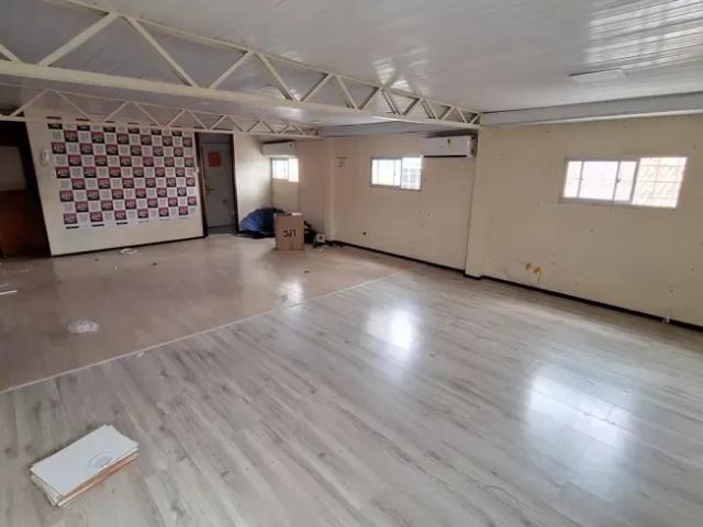 Vendo Prédio Comercial Na Cohab em Frente ao Pop Center
