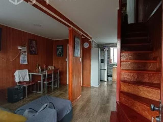 Vendo sitio con 2 casas o permuto por terreno LEER | 4 Dormitorios por 165000. 00 en Aysen