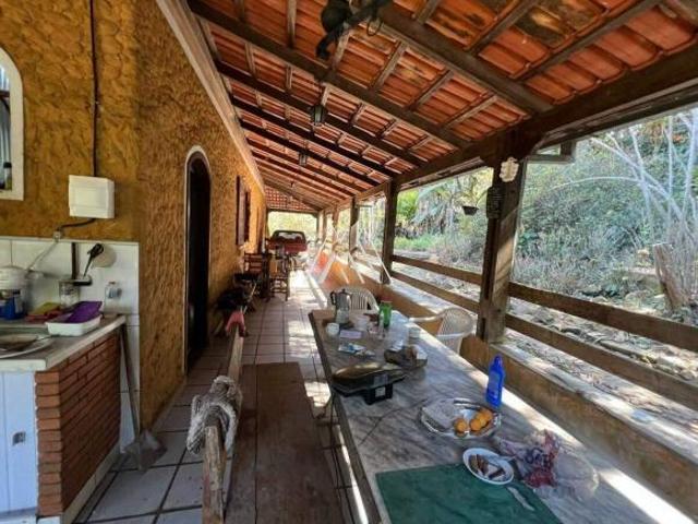 Vendo sitio em Itatiaiuçu de 30.000m² com 04 quartos excelente localização