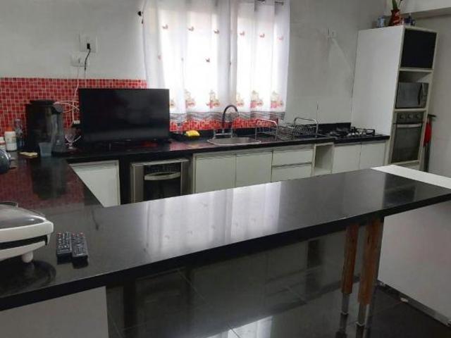 VENDO SOBRADO COM 4 DORMITORIO 2 SUITE LADO DO MERCADO VIOLETA BUTANTA