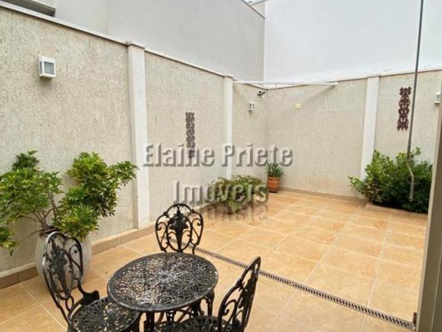 VENDO SOBRADO DE ALTO PADRÃO 04 DORMITÓRIOS EM CONDOMINIO PIRASSUNUNGA SP