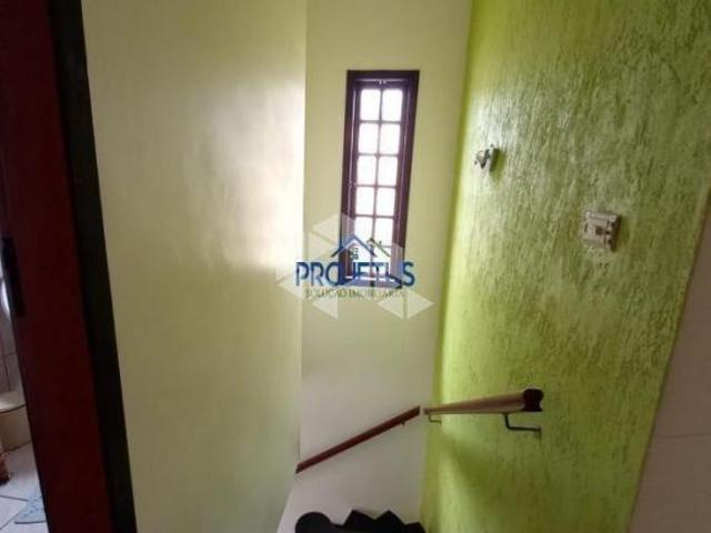 Vendo Sobrado de 165m² 3 Dormitórios 4 vagas de Garagem no Parque Monte Alegre em Taboão da Serra