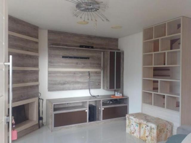vendo Sobrado 3 quartos em Gravataí Diva Lessa