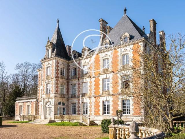 Vendôme Loir Et Cher Château du Xviii et son parc de 16. 1600m² Fréteval
