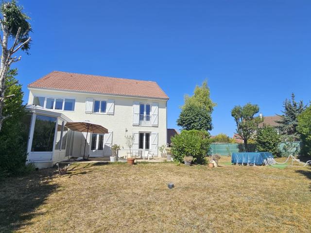 Vends Maison 200m2 La Ferté Alais 369 000€ 200m² La Ferté Alais