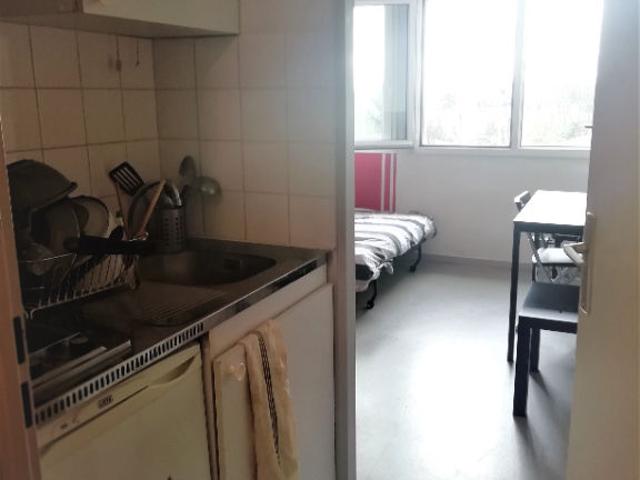 VENDU PAR L'AGENCE ! EXCLUSIVITE ! SPECIAL INVESTISSEUR TALENCE APPARTEMENT TYPE 1 DE 20 M2 + PLACE DE PARKING. Michaël VIGIER 06.70.29.94.95