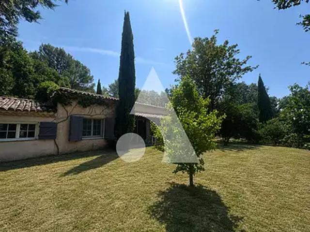 Venelles 13770 Achat / Vente maison 7 pièces t7 au dernier étage jardin