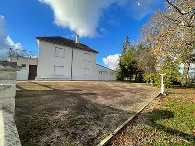 Venesmes 18190 Achat / Vente maison 5 pièces t5 au dernier étage