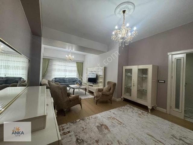 Venezia Mega 2+1 Ebeveyn Banyolu Eşyalı Kiralık Daire