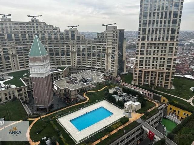 Venezia'da Avm Mnz Full Balkon Boş Satılık 1+1 Daire