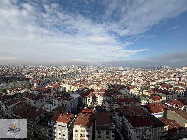 Venezia'da Şehir Mnz Kullanıma Hazır Boş Satılık 1+1 Daire