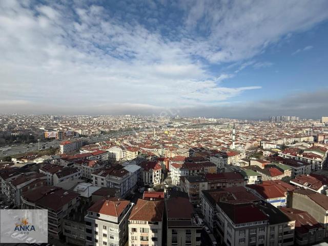 Venezia'da Şehir Mnz Kullanıma Hazır Boş Satılık 1+1 Daire
