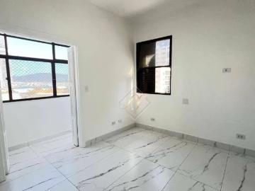 Vista mar incrível! Andar alto, sacada, reformado, na quadra da praia em santos!