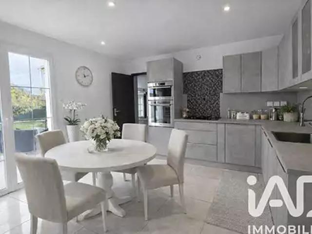 Vennecy 45760 Achat / Vente maison 7 pièces t7 parking