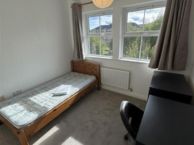 Venneit Close, Roger Dudman Way, Oxford OX1, 3 bed flat to rent, £2,495 pcm | PrimeLocation