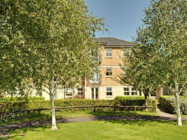 Venneit Close, Roger Dudman Way, Oxford OX1, 3 bed flat to rent, £2,495 pcm | PrimeLocation