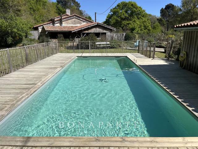 Vensac Propriete De 4,5 Hectares À 5 Minutes Des Plages Oc. 220m² Vensac