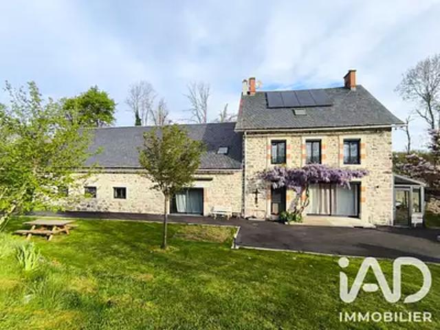 Vebret 15240 Achat / Vente maison 9 pièces t9