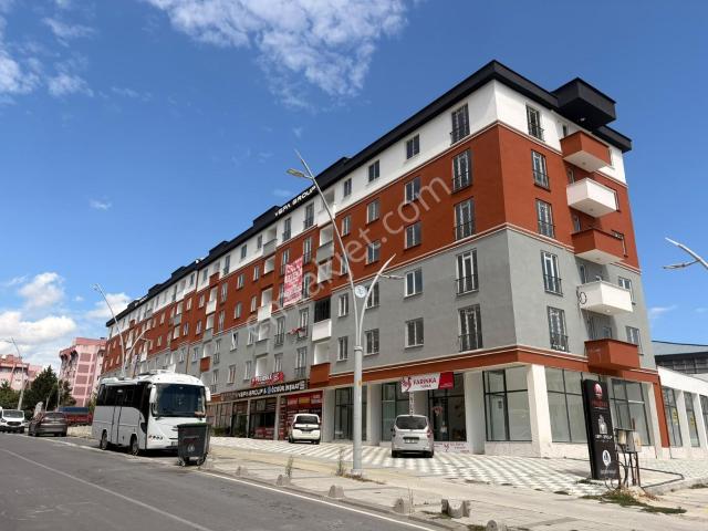 Vefa Group İnşaat'tan Hadımköy Tokide Satılık Ön Cephe 2+1 Daire