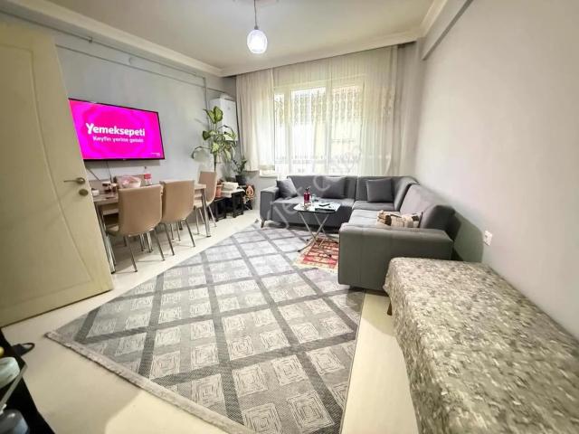 [vefa Koçhan'dan] Esenlı Cd Yakını Satılık 2+1 Daire