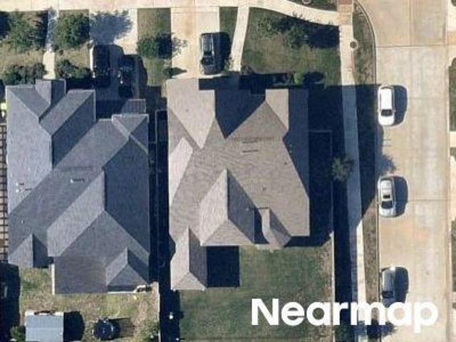 Vega Pointe Ln