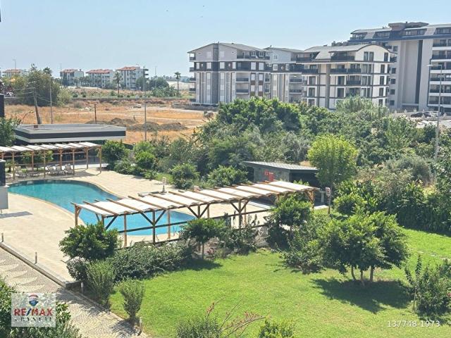 VEGA SITESINDE ÖNÜ AÇIK KÖŞE DAIRE 2+1