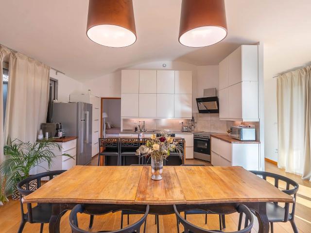 Veigy Foncenex Villa Ossature Bois de 237 m² Vue sur la. 238m² Veigy Foncenex