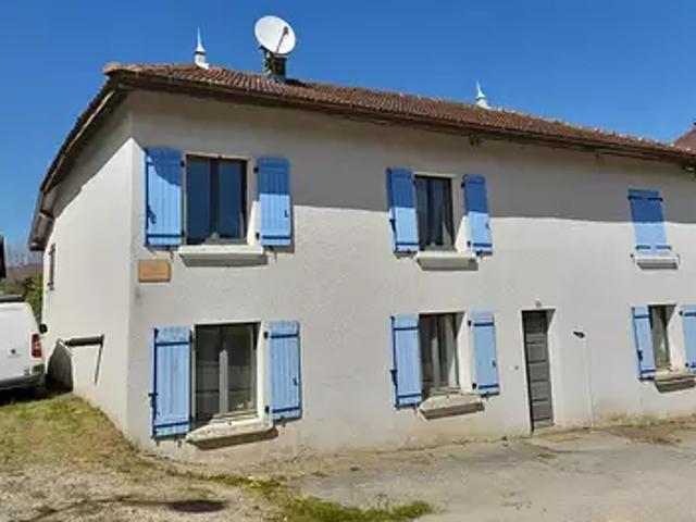 Velanne 38620 Achat / Vente maison 9 pièces t9 piscine