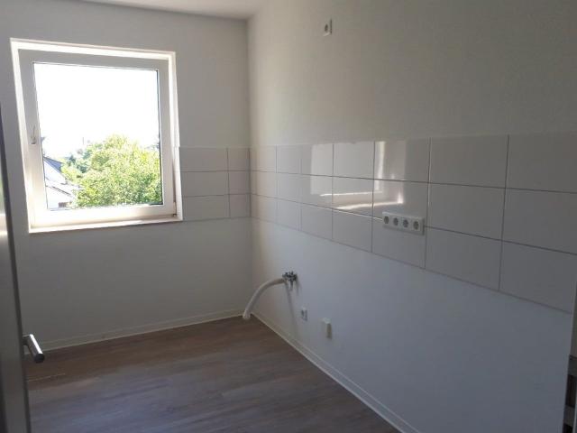 Velbert Losenburg: Frisch renov. 2 Zi. Whg. mit kleinem Balkon