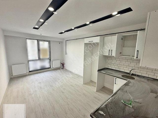 Veliköy Merkezde Üniversiteye Yakın Masrafsız 1+1 Kiralık Daire!