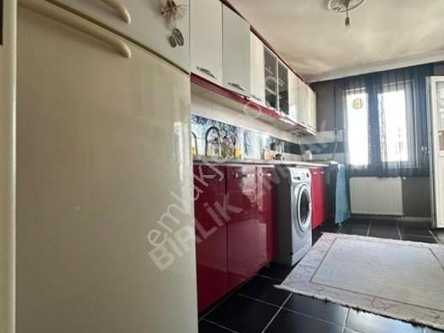 Veliköy'de Satılık 2+1 Daire: 110m² Net, Merkezi Konum!