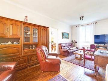 Vélizy Villacoublay, limite Chaville – Maison familiale de caractère de 160 m² aux portes de la forêt