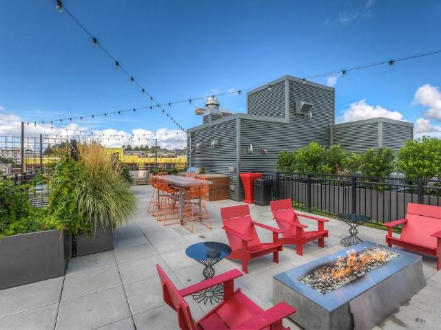 Velo and Ray 1 Bedroom Apartment for Rent at 3636 Stone Way N, Seattle, WA 98103 Wallingford