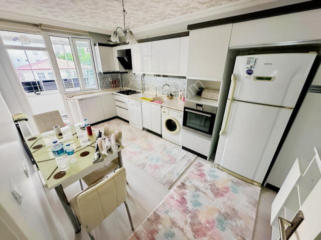 Vepaş Emlak'tan Atatürk Mahallesi'nde 2+1 Kiralık Eşyalı Daire